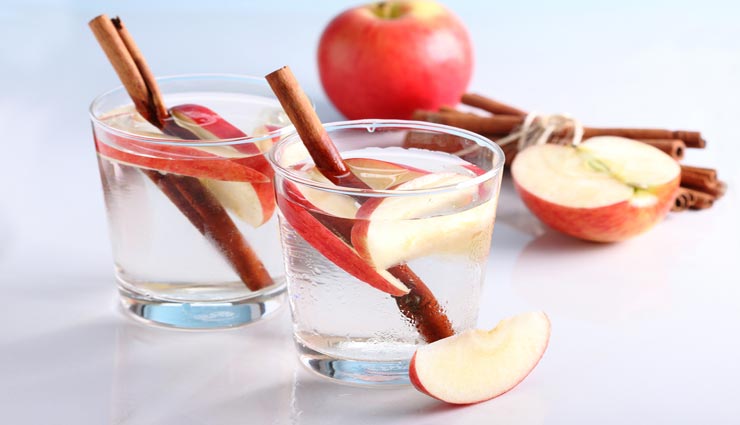 ये 5 डिटॉक्स ड्रिंक तेजी से घटाएगी आपका वजन, हफ्तेभर में दिखने लगेगा इनका असर