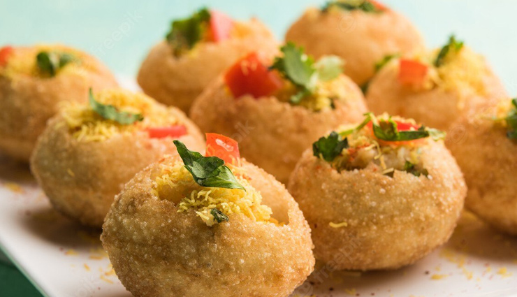 pune street food tour,authentic pune flavors,pune food trail,top-rated pune street vendors,pune best street eats,popular pune food stalls,pune culinary heritage,pune tasty street fare,pune traditional street cuisine,pune foodie favorites,street food hotspots in pune,pune mouthwatering street dishes,pune hidden food gems,pune spicy street snacks,exploring pune food streets