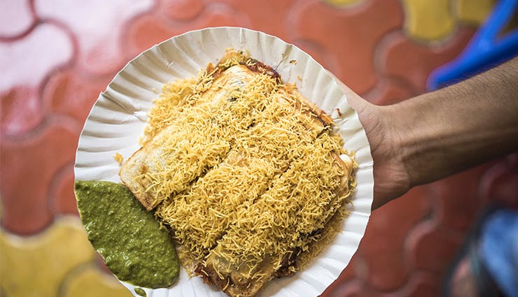 Recipe- Popular Indian Chaat Sev Puri Grill Sandwich