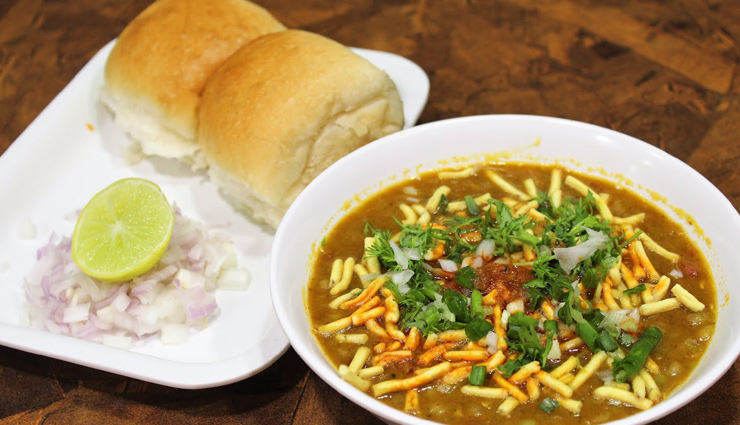 gujarati cuisine highlights,iconic gujarati dishes,must-try gujarati delicacies,famous gujarati recipes,gujarati culinary treasures,traditional gujarati food list,popular gujarati dishes,authentic gujarati flavors,best gujarati foods,gujarati culinary delights,famous gujarati street food,gujarati food exploration,gujarati gastronomic wonders,gujarati food culture,top-rated gujarati restaurants,gujarati thali specialties,gujarati snacks and sweets,gujarati cuisine essentials,gujarati foodie favorites,exploring the richness of gujarati cuisine