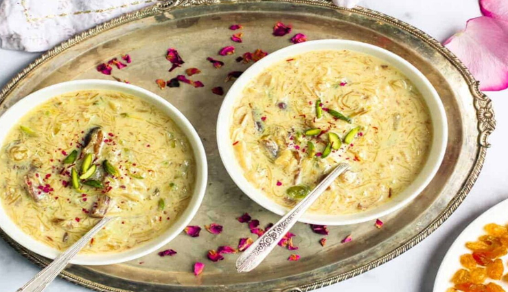 Diwali 2021 : मीठे को देना चाहते हैं शाही रंगत, बनाए इस बार सेवई फिरनी #Recipe