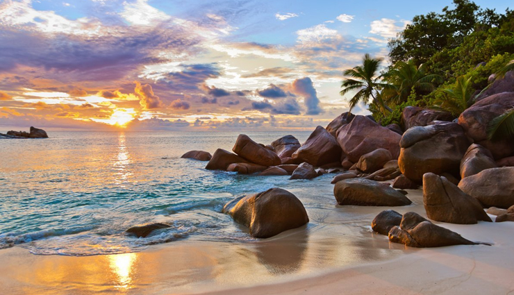 beautiful islands,beautiful island in the world,travel,holidays,travel guide