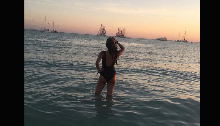 tapsee pannu,tapsee pannu  sister,shagun pannu,judwaa 2,hot pics of tapsee sister,shagun pannu pics