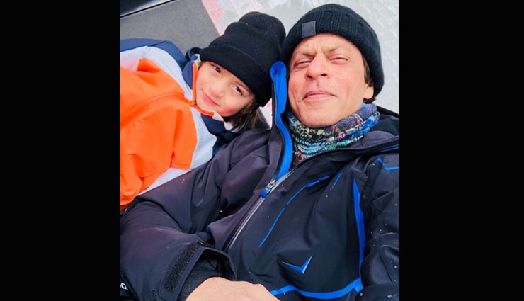 PICS- Shah Rukh Khan on Small Vacation With Abram is Amazing