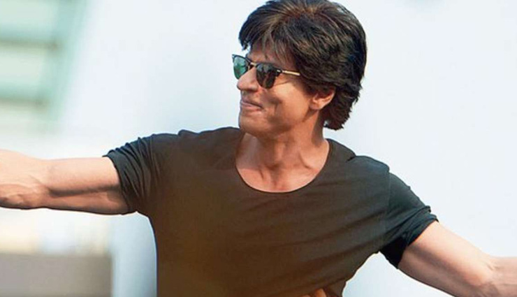  शाहरुख के बर्थडे को फैंस ने बनाया खास,  साढ़े 5 हजार कोविड किट डोनेट करने का किया ऐलान 