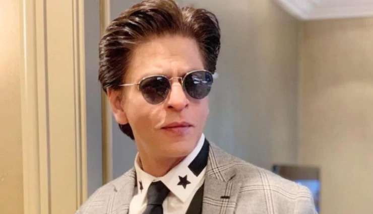 शाहरुख खान ने चिकित्साकर्मियों के लिए  मुहैया करवाई 25 हजार PPE Kit, स्वास्थ्य मंत्री राजेश टोपे ने ट्विट कर कहा - शुक्रिया