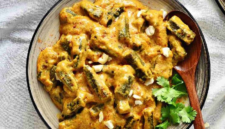 शाही भिंडी : नाम जैसे ही हैं इसके मिजाज, बेहद स्वादिष्ट होने के साथ बनाने में भी नहीं आता जोर #Recipe shahi bhindi,shahi bhindi delicious,shahi bhindi tasty,shahi bhindi children,shahi bhindi dish,shahi bhindi dinner,shahi bhindi hotel,shahi bhindi ingredients,shahi bhindi recipe,ladyfinger