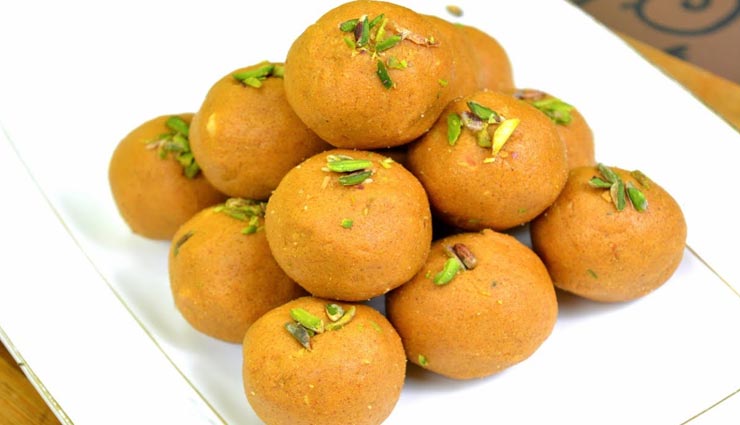 स्वाद से भरपूर हैं 'शाही मेवा पेड़े', इस तरह बनाए इन्हें स्वादिष्ट #Recipe shahi meva pede recipe,recipe,recipe in hindi,special recipe