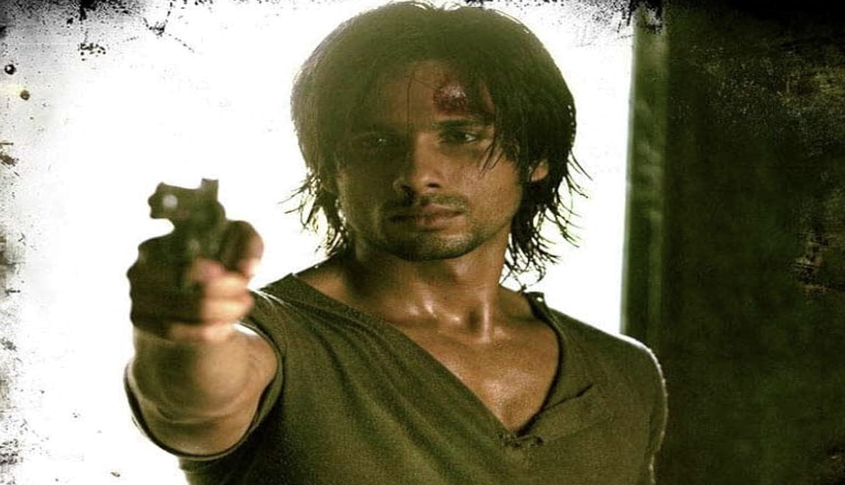 bollywood anti-heroes,shah rukh khan roles,randeep hooda performance,ranbir kapoor animal,saif ali khan negative roles,shahid kapoor kaminey,vicky kaushal raman raghav,ranveer singh padmaavat,bollywood villains,indian cinema grey characters,best bollywood anti-hero,iconic bollywood performances,complex bollywood characters,hindi film industry,dark roles in bollywood,bollywood news in hindi,hindi news,cine news,anti heroes