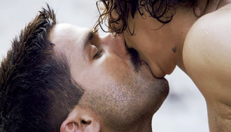 शाहरुख से लेकर करीना तक ये सितारें शादी के बाद फिल्मों में दे चुके हैं बोल्ड और किसिंग सीन्स, लाइफ पार्टनर ने जताई थी नाराजगी! Shah Rukh Khan,Kareena Kapoor,kissing scenes after marriage,bollywood gossips in hindi