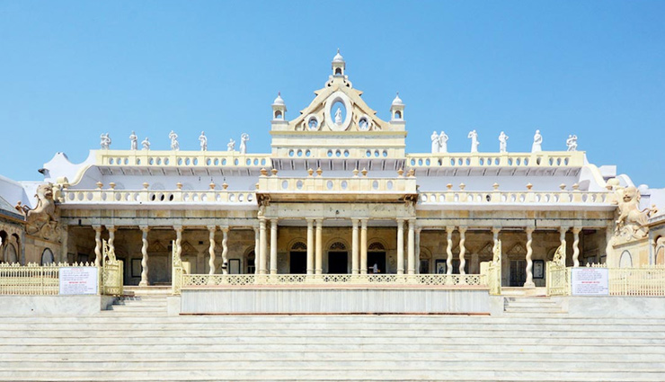 vrindavan,krishna temple in vrindavan