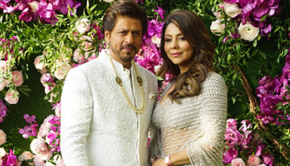 Diwali 2025 : शाहरुख ने की गौरी के साथ पूजा की फोटो शेयर, इन दिग्गजों ने ऐसे मनाया दिवाली का जश्न