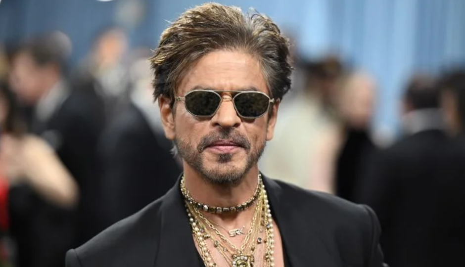 shahrukh khan,superstar shahrukh khan,sharukh khan fans,king,Salman Khan,shahrukh social media,shahrukh birthday,suhana khan