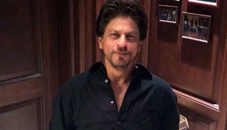 अनुष्का शर्मा और वरुण के 'Sui Dhaaga चैलेंज' की शाहरुख खान ने यूं उड़ाई धज्जियां, वीडियो वायरल