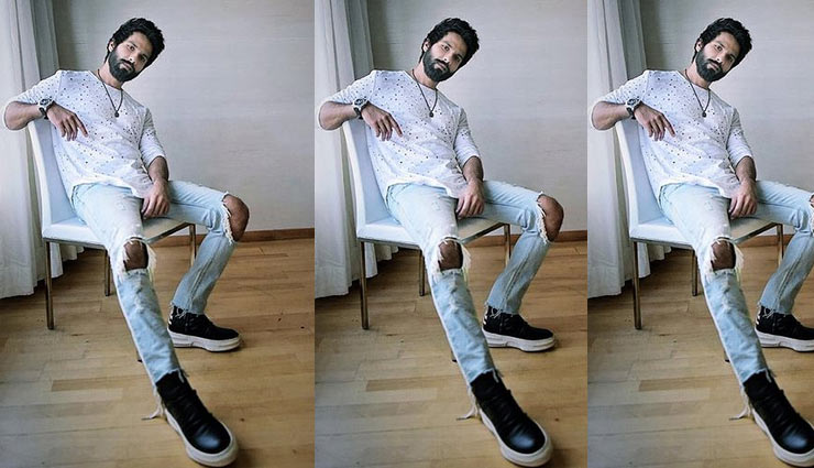 लड़के पाना चाहते है स्टाइलिश लुक, ट्राई करें शूज और जीन्स के ये कॉम्बिनेशन styling tips,stylish looks,shoes,right choice of shoes,sneakers,boots,jeans,fashion tips,fashion trends,fashion tips for boys