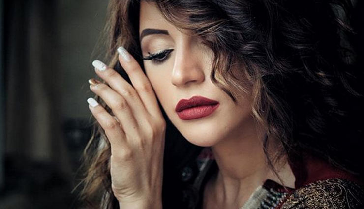 #MeToo : शमा सिकंदर ने कहा, 'मैं महज 14 साल की थी, जांघ पर हाथ रखने लगा निर्देशक और...'