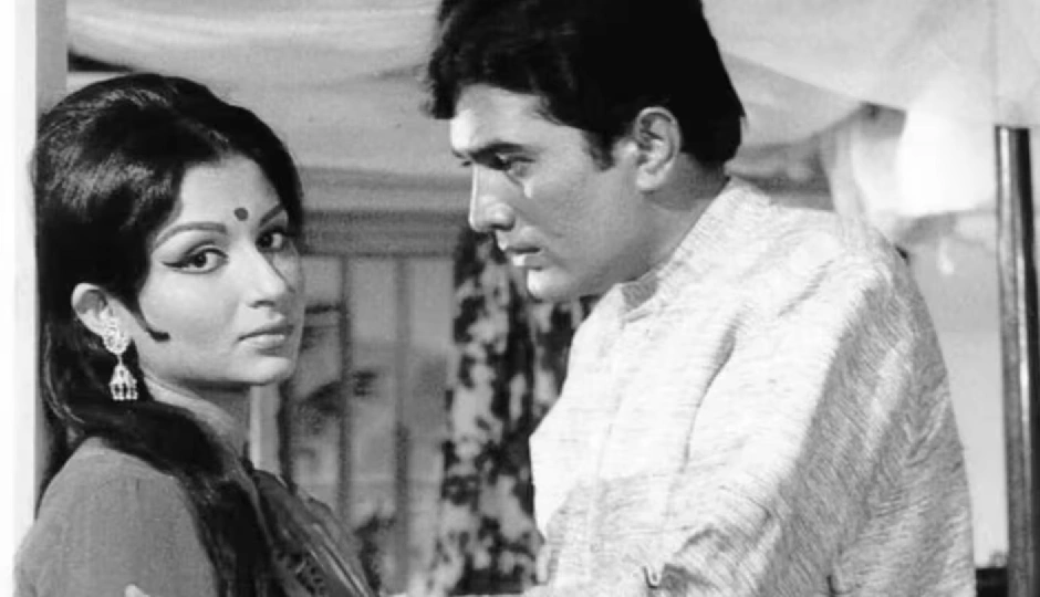 कैसे सुपरस्टार राजेश खन्ना ने खुद गंवाया अपना स्टारडम, दोस्तों के लिए लुटा दी शोहरत, शर्मिला टैगोर का बड़ा खुलासा