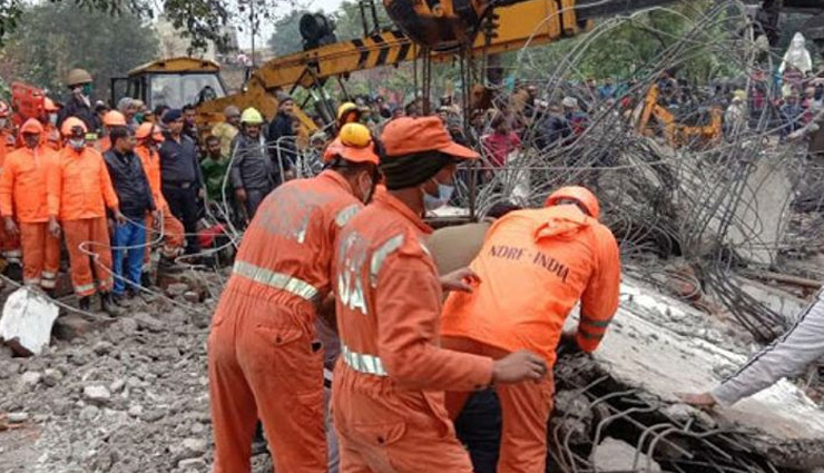  गाजियाबाद: श्मशान घाट की छत गिरने से 16 लोगों की मौत, रेस्क्यू जारी