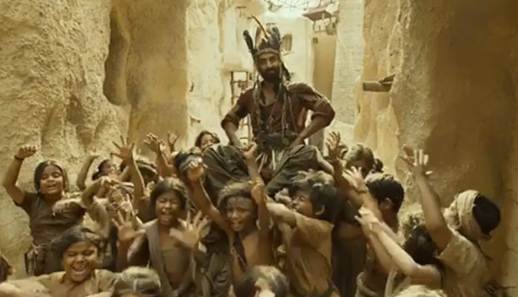'गुलामी किसी की अच्छी नहीं होती और आजादी तुम्हें...', देखें रणबीर कपूर-संजय दत्त की 'शमशेरा' का धमाकेदार ट्रेलर