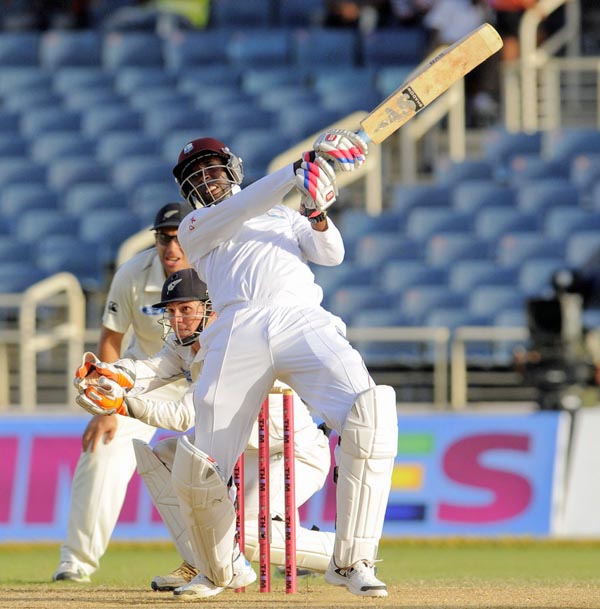 bowler who makes record in batting,anil kumble,ajeet agarkar,sahne warn,ashton agar,wasim akram,sahne shilingford,cricket,cricket updates,cricket news