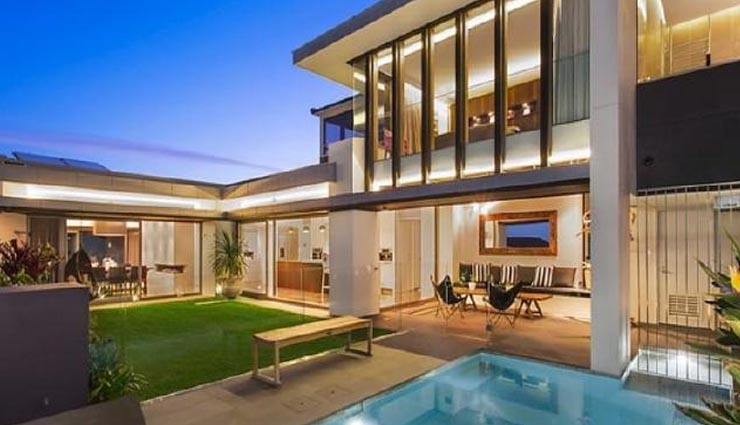 luxurious houses,cricketers,cricketers luxurious houses,cricketers luxurious houses pics,ricky ponting house,sachin tendulkar house,sourav ganguly house,shane watson house,shane warne house