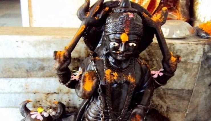 astrology tips,astrology tips in hindi,lord shani,inauspicious shadow of shani,shani jayanti 2020