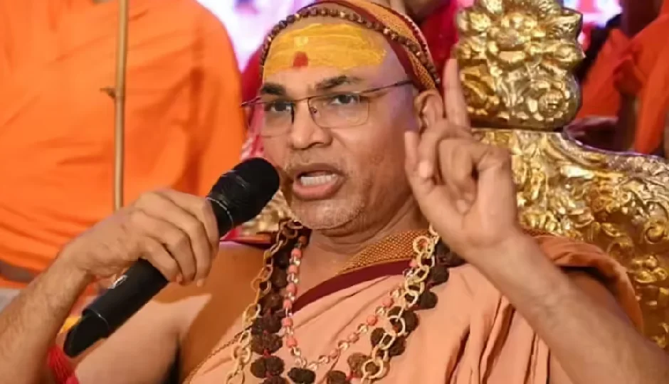 शंकराचार्य अविमुक्तेश्वरानंद विवाद में संतों की राय बंटी, कौन किस पक्ष में? निश्चलानंद सरस्वती ने दी कड़ी चेतावनी