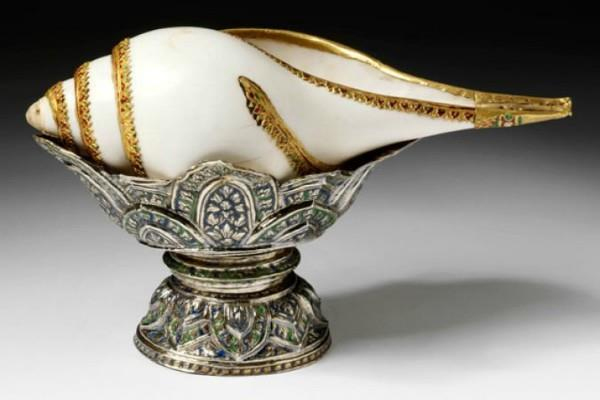 shankh,improve your destiny,astrology tips in hindi