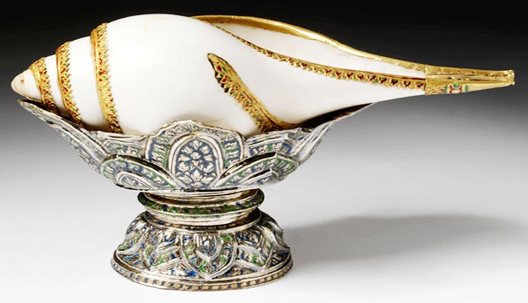 कुंडली में ग्रहों को मजबूती देंगे वार के अनुसार किए गए शंख के ये उपाय