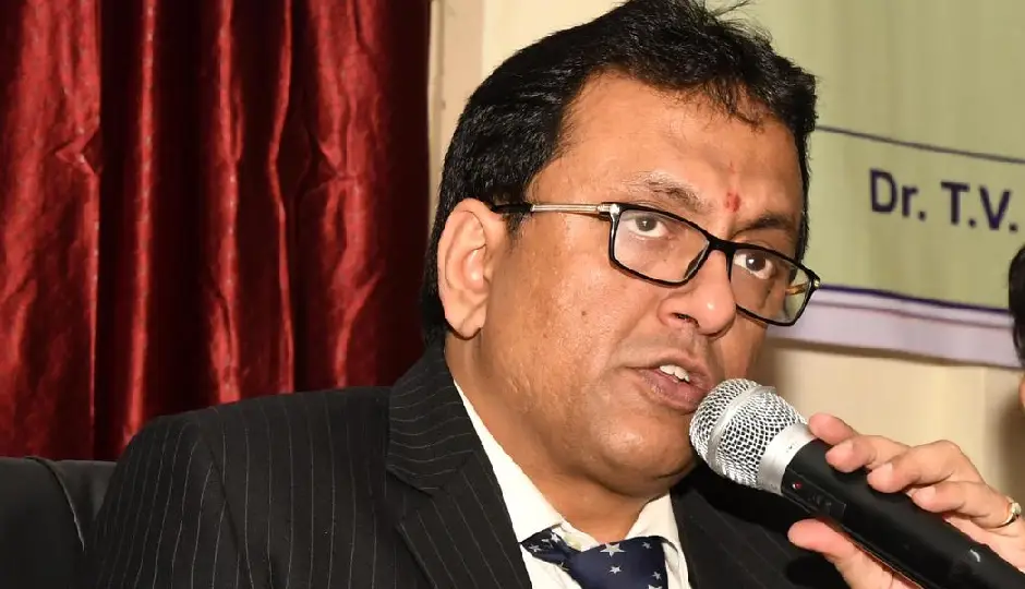 सत्ता परिवर्तन के बाद बदले सुर... TMC में बढ़ी अंदरूनी नाराजगी, पूर्व सांसद शांतनु सेन ने छोड़ा राष्ट्रीय प्रवक्ता पद