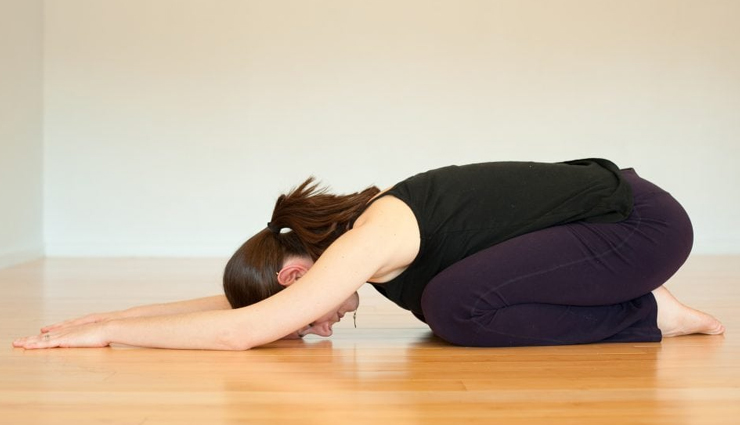 yoga for weight loss,summer yoga benefits,yoga and summer weight loss,outdoor yoga for weight loss,yoga poses for weight loss,mindful yoga for weight management,yoga benefits for physical health,mental health benefits of yoga,emotional well-being with yoga,yoga and stress reduction,yoga for flexibility and strength,yoga poses for summer fitness,summer wellness with yoga,yoga and mindfulness for weight loss,yoga practices for holistic health