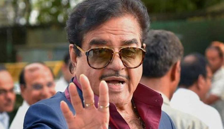 लालकृष्ण आडवाणी को टिकट न देने से नाराज शत्रुघ्न सिन्हा ने PM मोदी-शाह पर बोला हमला, याद दिलाया न्यूटन का तीसरा नियम