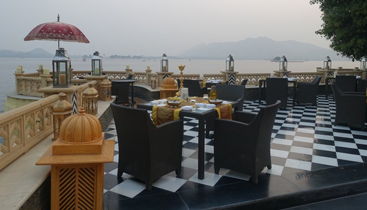 picturesque rooftop restaurants,picturesque rooftop restaurants in india,rooftop restaurants in india,rooftop restaurants,aer,mumbai,aqua,chennai,mughal room,agra,dome,mumbai,sheesh mahal,udaipur,holidays,travel