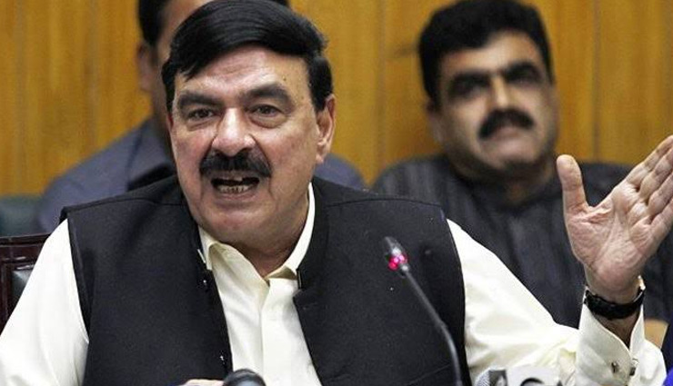 
Pakistan News: पाक मंत्री का बेहूदा बयान - काफी समय से इस्‍तेमाल नहीं हुई थी टीयर गैस, इसलिए प्रदर्शनकारियों पर किया गया टेस्‍ट