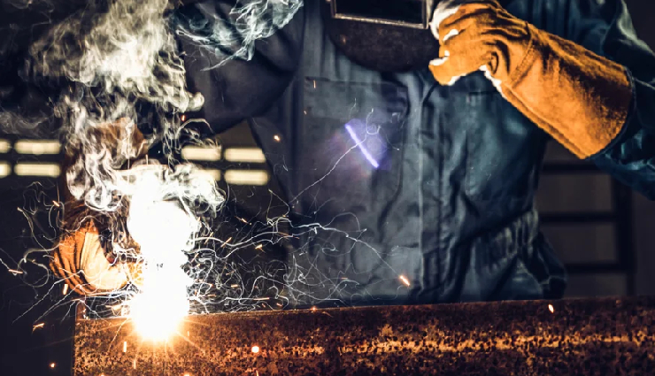 welding excellence,shielding gas,welding quality,mig welding,tig welding,gas composition,argon gas,carbon dioxide gas,helium gas,oxygen gas,gas purity,gas quality,welding applications,material compatibility,gas flow rate,gas pressure,storage and handling,welding techniques,welding outcomes,smart gas choices