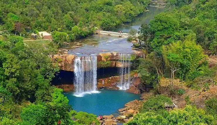 travel,travel guide,places to visit in october,travel tips,holidays