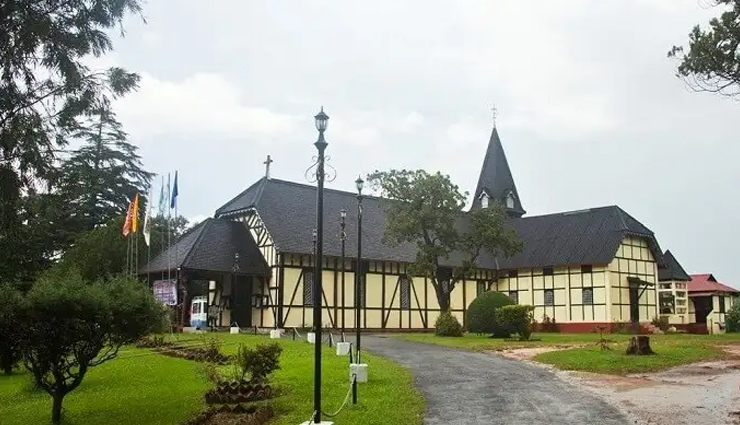 shillong,places to visit in shillong,boating at umiam lake,visit elephant falls,colonial architecture of all saints cathedral,the lewduh market,birds eye view from shillong peak