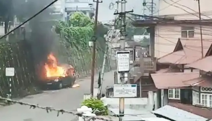 मेघालय: उग्रवादी के एनकाउंटर पर भड़की हिंसा, मुख्यमंत्री के घर फेंके गए पेट्रोल बम; शिलॉन्ग में लगा दो दिन का कर्फ्यू