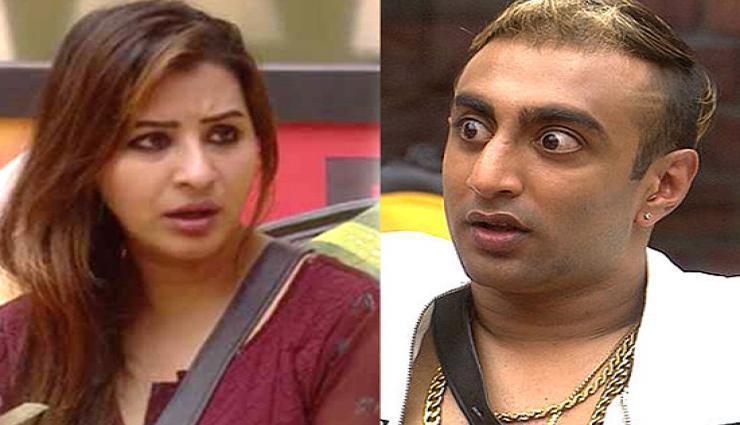 बिग बॉस 11 : आकाश ने शिल्पा के साथ कर डाली यह गंदी हरक़त, सोशल मीडिया पर फेंस का फूटा गुस्सा !!