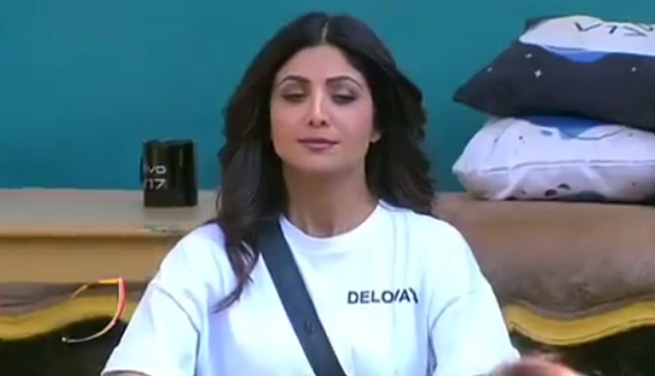 Bigg Boss 13: शिल्पा शेट्टी के Yoga सेशन से घरवालों के छूटें पसीने, देखे ये मजेदार वीडियो 