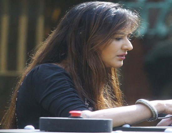 बिग बॉस 11: फैंस की दीवानगी चंद घंटों में शिल्पा शिंदे को मिले 1 मिलियन से ज्यादा वोट!!