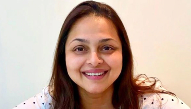 कोरोना वैक्सीन लगवाने वालीं पहली एक्ट्रेस बनीं Shilpa Shirodkar, बोलीं- वैक्सीन लग गई है, सुरक्षित हूं...