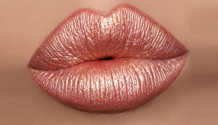 make-up in the wedding season,make up tips,types of make up,fashion trends,fashion tips,trendy look for wedding season,trendy make ups