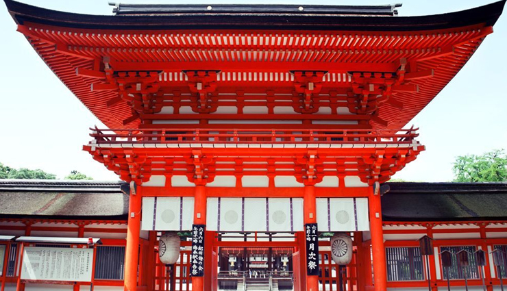 japan,beautiful shrines to visit in japan,japan travel,japan tourism,tourist places in japan,japan travel,places to visit in japan,holidays,travel guide