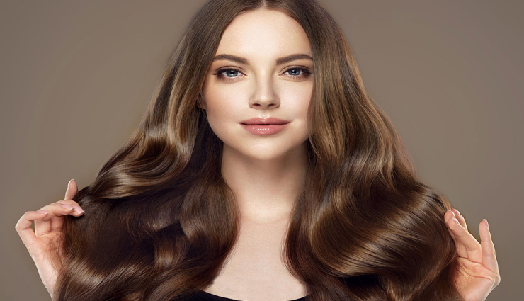 बालों को चमकदार बनाने के लिए रखें इन 7 बातों का ध्यान, मिलेगा आकर्षण
