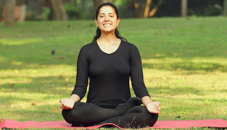 Yoga Day Special: रक्तचाप को कम कर सकता है शीतकारी प्राणायाम, जानें इसकी विधि और फायदे