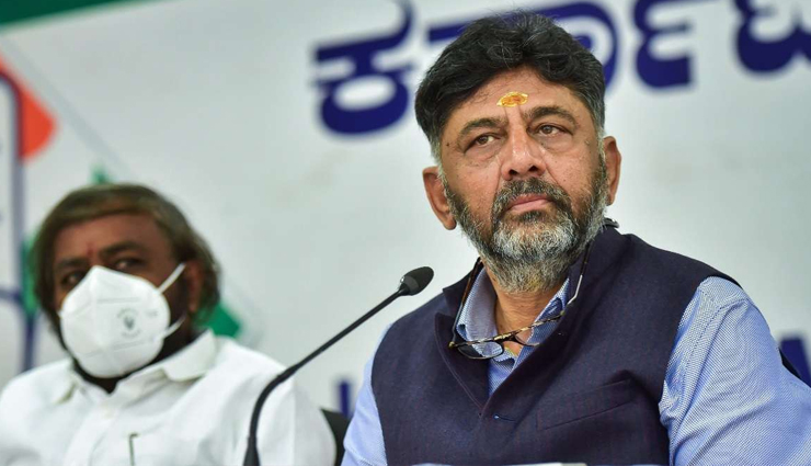 सुप्रीम कोर्ट ने दिया कर्नाटक के उपमुख्यमंत्री डीके शिवकुमार को झटका, CBI का मामला रद्द करने से किया इनकार 