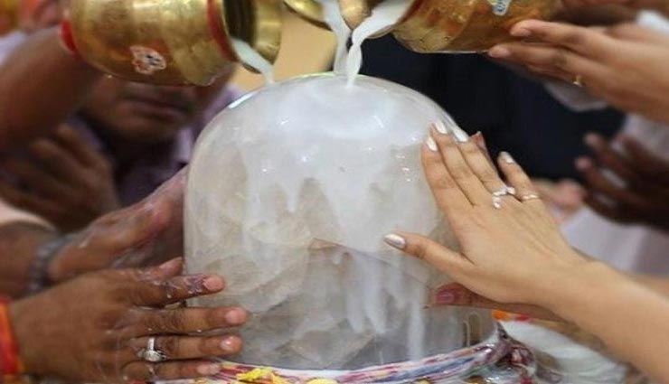 astrology tips,astrology tips in hindi,shiva rudrabhishek,rudrabhishek in the sawan,rudrabhishek according to the zodiac sign