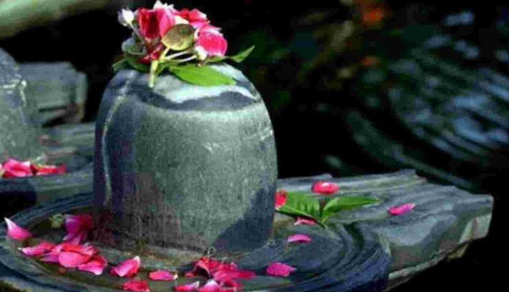 astrology tips,astrology tips in hindi,belpatra on shivling,sawan 2022,lord shiva