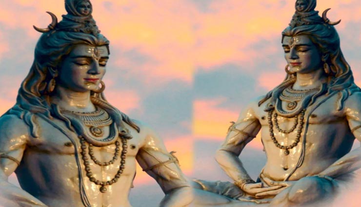 वास्तु के अनुसार लगाए घर में शिव की तस्‍वीर, गलती बन सकती हैं परेशानियों का कारण